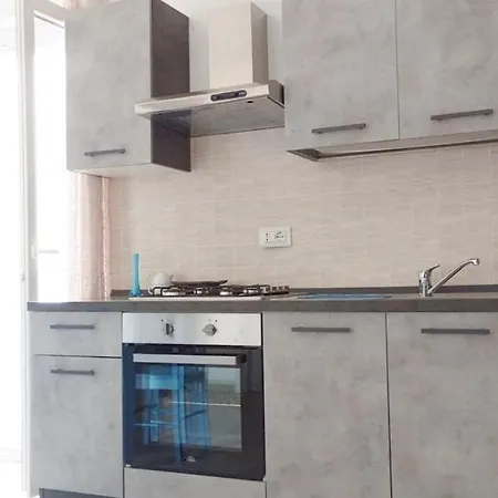 Bloom Tropea מלון דירות 4*