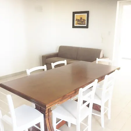 Bloom Tropea 아파트호텔