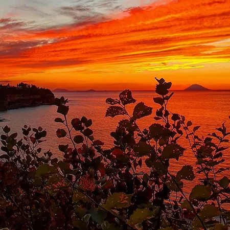 Bloom Tropea Апарт-отель 4*