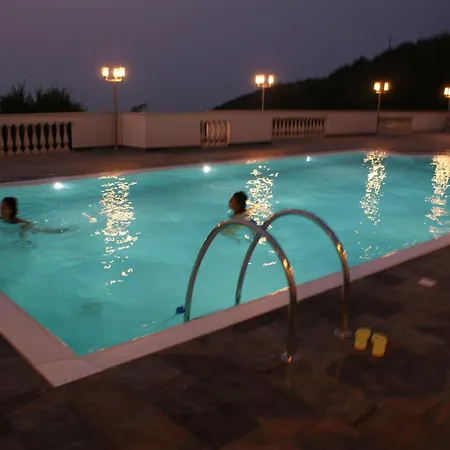 Bloom Tropea Апарт-отель 4*