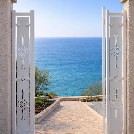 Bloom Tropea 4*