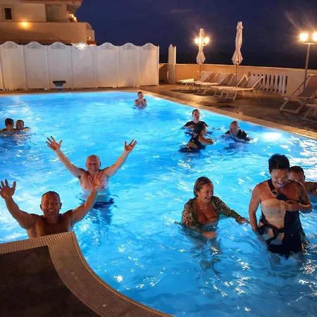 Bloom Tropea Aparthotel 4*