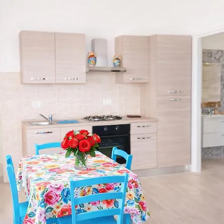 Aparthotel Bloom Tropea 4*